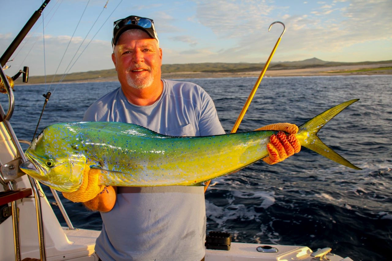 Cabo Fishing Crew for Wahoo and Dorado