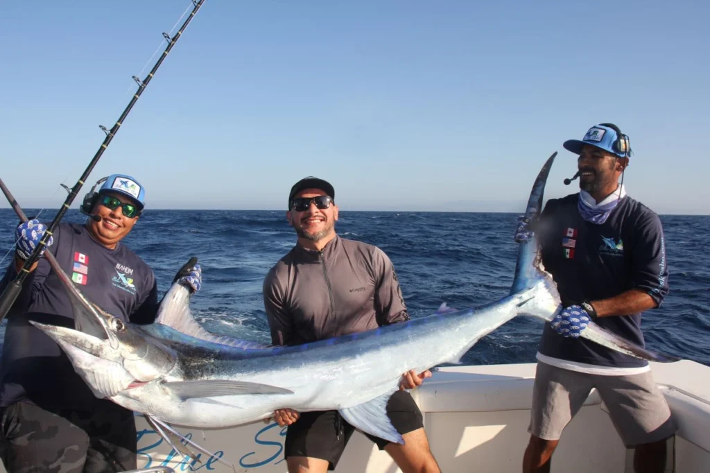 English Speaking Fishing Crew Los Cabos