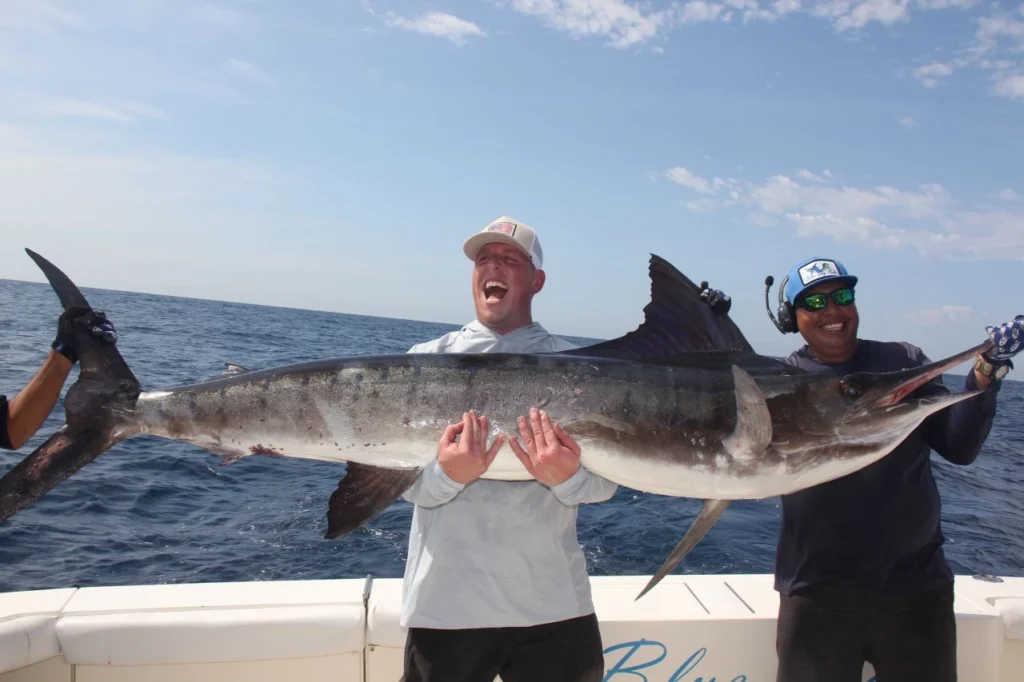 Luxury Cabo Fishing Crew Charters