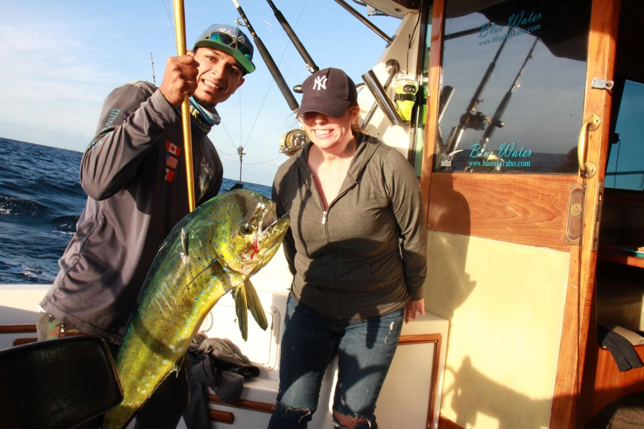 What should I expect to pay for the best Cabo fishing charter experience